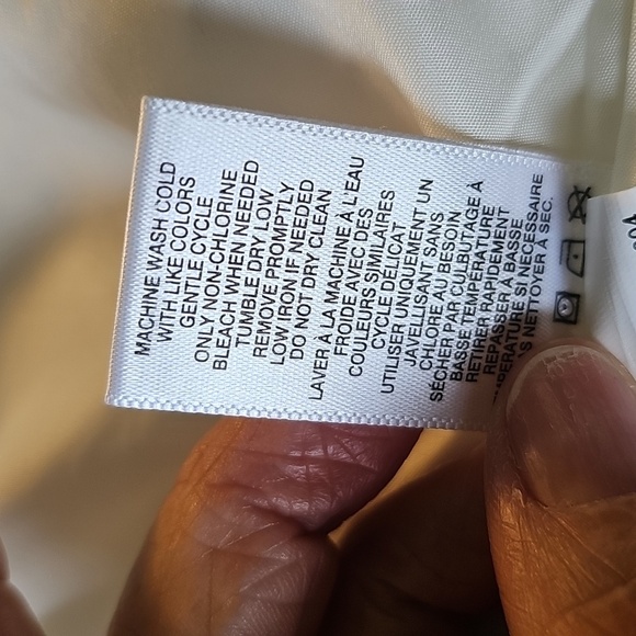 Material Girl White Sleeveless Vest with Black Accents. Size Small. NWT - Picture 12 of 14